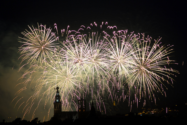 Vuurwerkshow tijdens de Vierdaagsefeesten. Bron: Ruben Nijveld, Flickr
