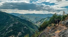 trails in de Balkan