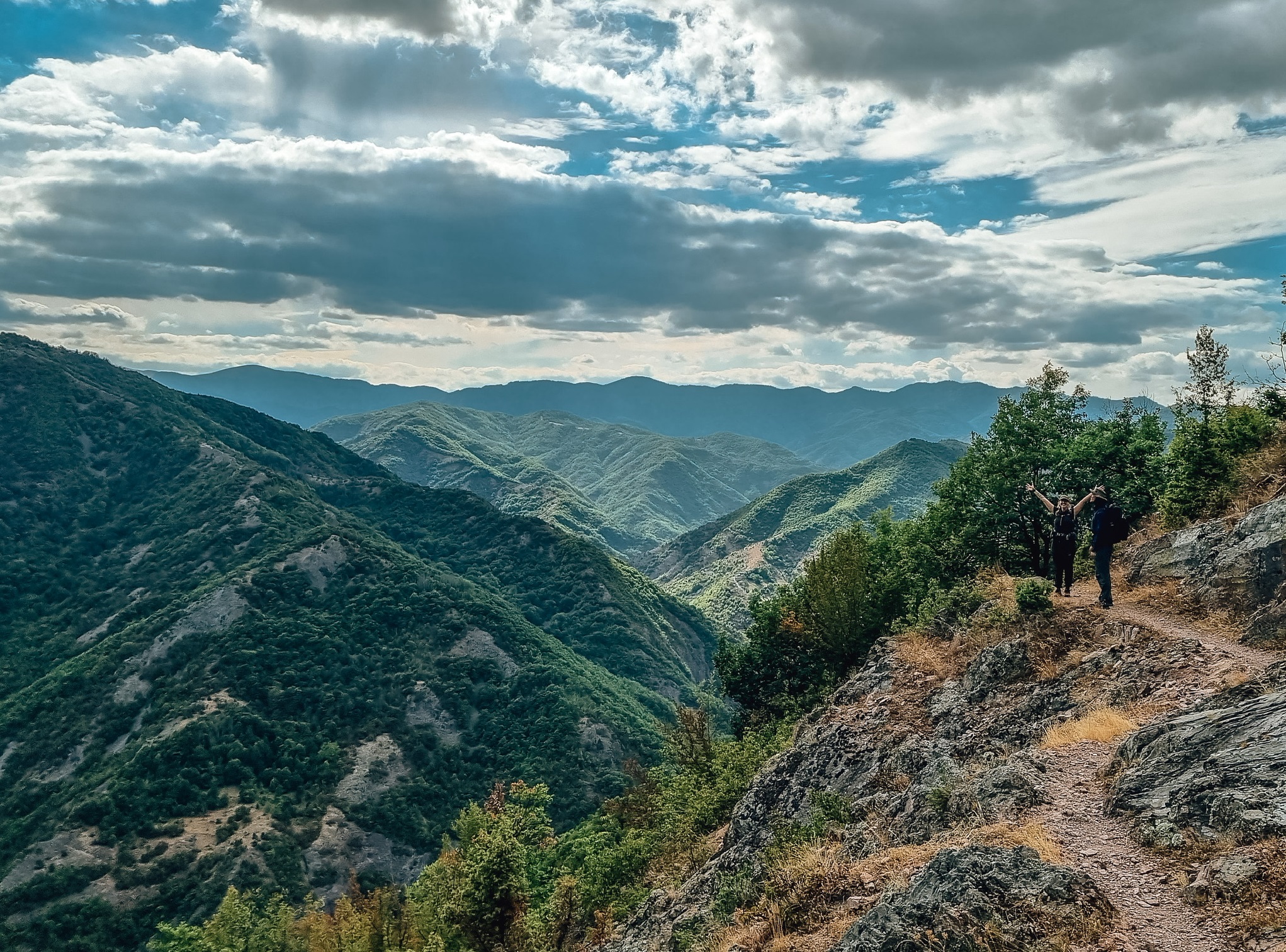 trails in de Balkan