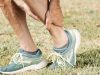 beenkrampen tijdens het wandelen voorkomen